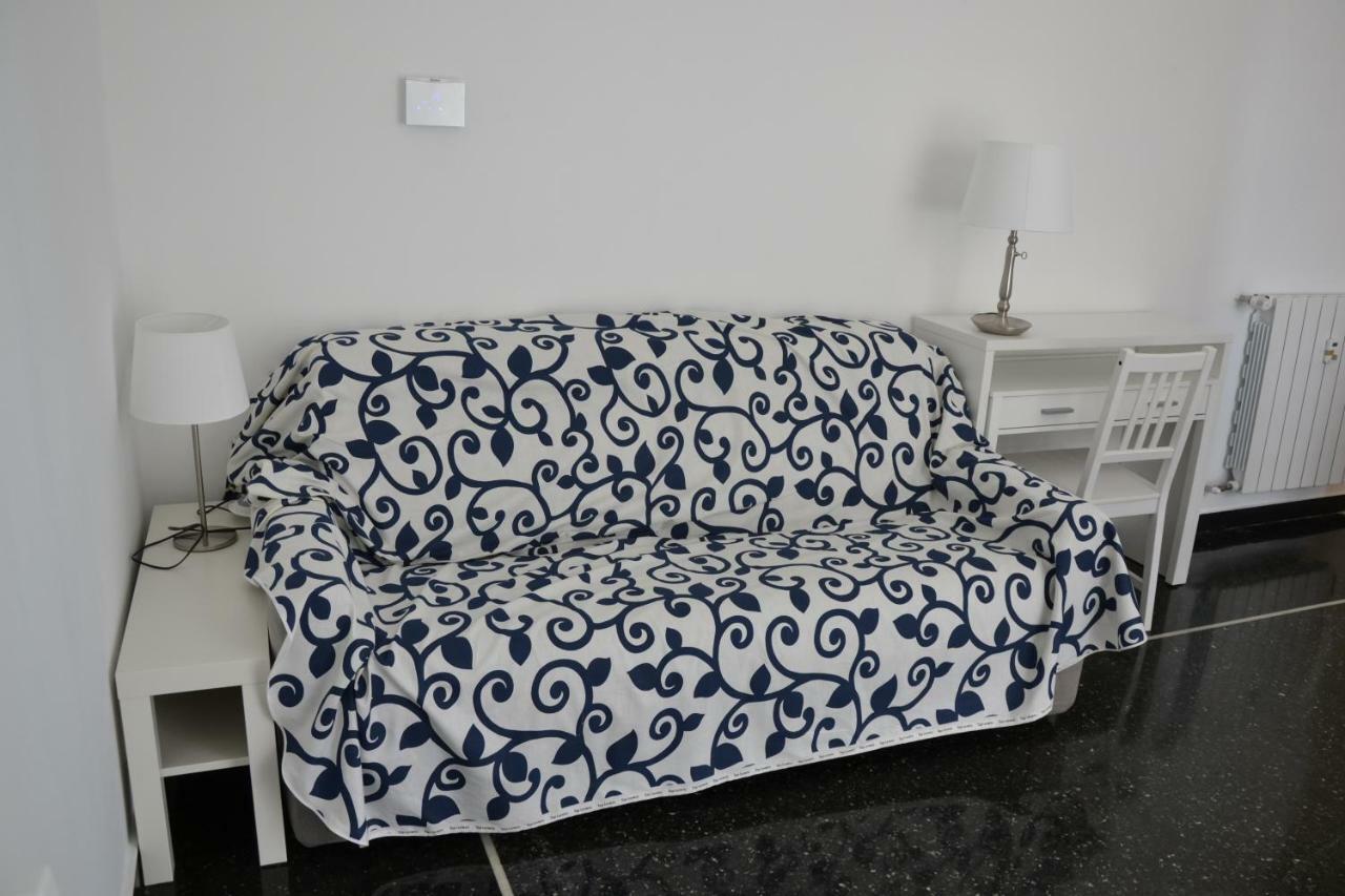 Apartamento Il Nido Di Con Park Auto Macchine Piccole Segmento B